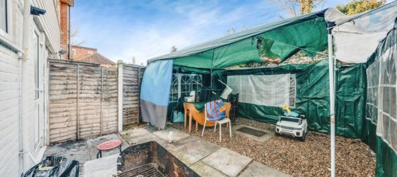 2 bedrooms House in Ilford, United Kingdom No. 10611 13