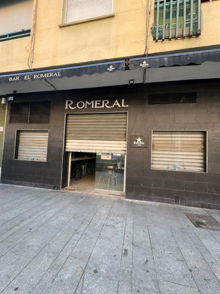 100m² Commercial property in Gandia, Spain No. 165166