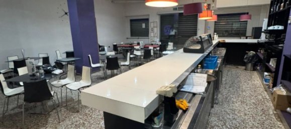 100m² Commercial property in Gandia, Spain No. 165166 8