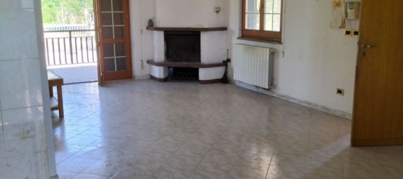 10-salle Villa à Lanciano, Italy No. 278124 14
