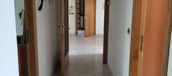 10-salle Villa à Lanciano, Italy No. 278124 28