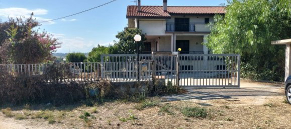 10-salle Villa à Lanciano, Italy No. 278124 6