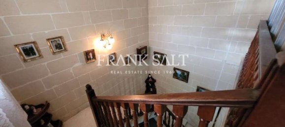 4 غرف نوم منزل في Gharb, Malta رقم 6185 8