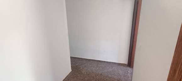 Apartamento T3 em Santa Coloma de Gramenet, Spain N.º 139875 16