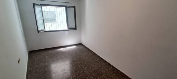 Apartamento T3 em Santa Coloma de Gramenet, Spain N.º 139875 19