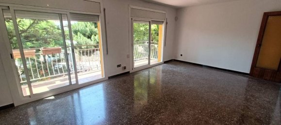 Apartamento T3 em Santa Coloma de Gramenet, Spain N.º 139875 20