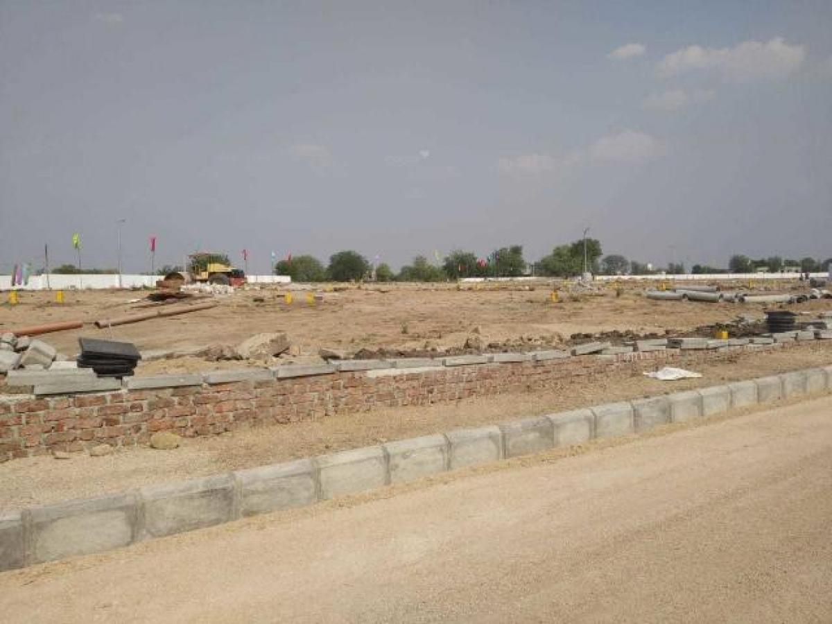 Grundstück in Hyderabad, India, Nr. 32832