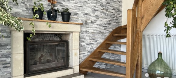 Дом с 5 комнатами в Сен-Николя-де-Бургей, Франция № 237100 5