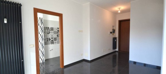 2 Schlafzimmer Wohnung in Parma, Italy, Nr. 327528 3