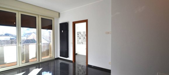 2 Schlafzimmer Wohnung in Parma, Italy, Nr. 327528 2