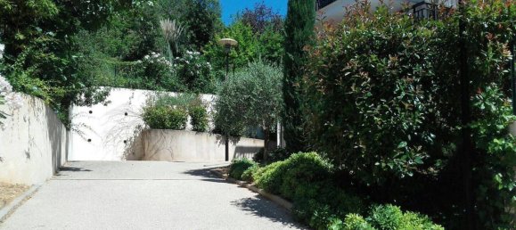 Apartamento de 2 dormitorios en Nice, France No. 333635 6
