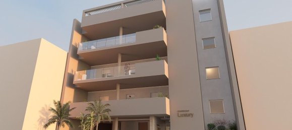 Квартира с 5 комнатами в Алькамо, Италия № 258710 13