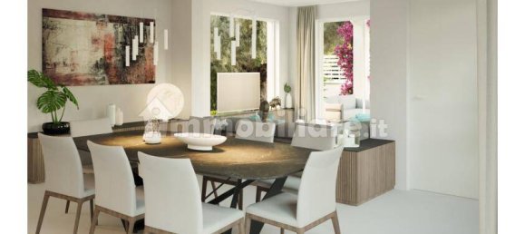 4 bedrooms Villa in Forte dei Marmi, Italy No. 192198 8