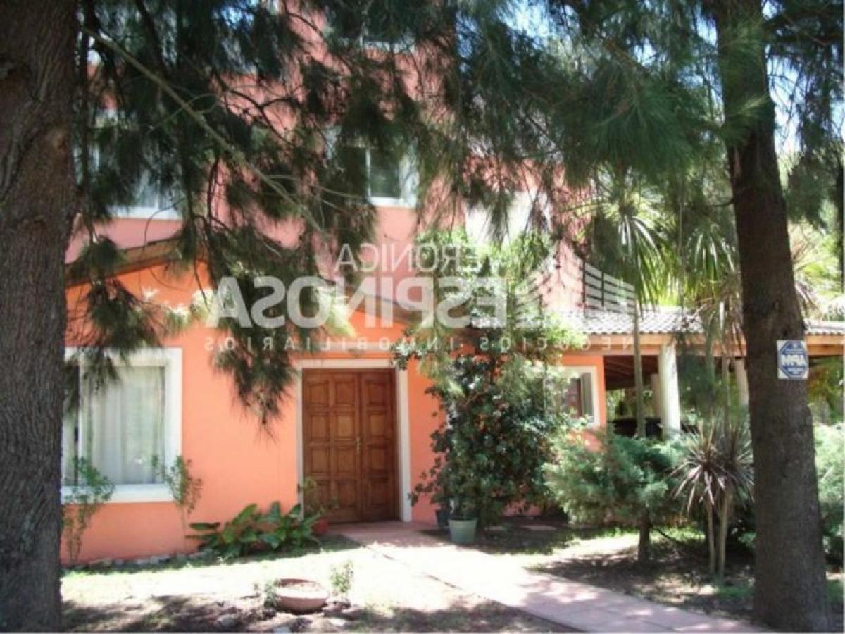 3 bedrooms House in Pilar, Argentina No. 87739