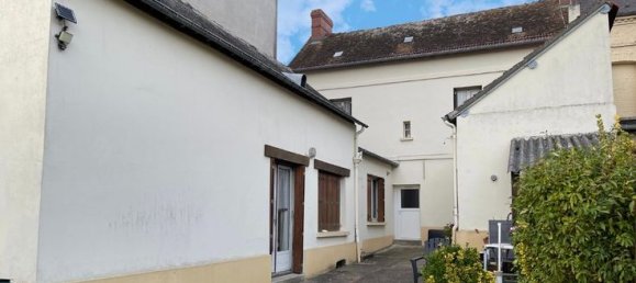 4 bedrooms House in Louviers, France No. 301187 9