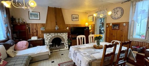 4 bedrooms House in Louviers, France No. 301187 2