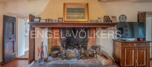 2 bedrooms House in Arezzo, Italy No. 105243 13