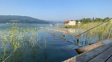  قطعة أرض في Krumpendorf am Worthersee, Austria رقم 163982