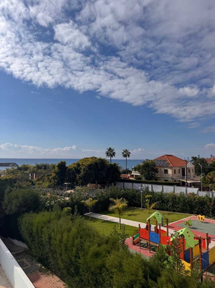 3 bedrooms Apartment in Parekklisia, Cyprus No. 8475