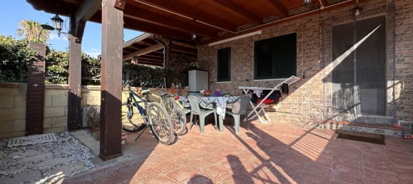 2 bedrooms House in Simeri Crichi, Italy No. 50036 21