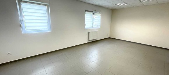 8-Zimmer Gewerbliche Immobilie in Cosnes-et-Romain, France, Nr. 204467 6
