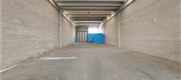 Склад 500м² в Малео, Италия № 378475 7