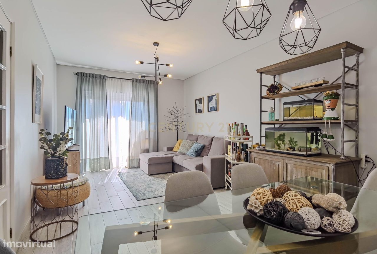 Apartamento de 2 dormitorios en Baguim do Monte, Portugal No. 302252