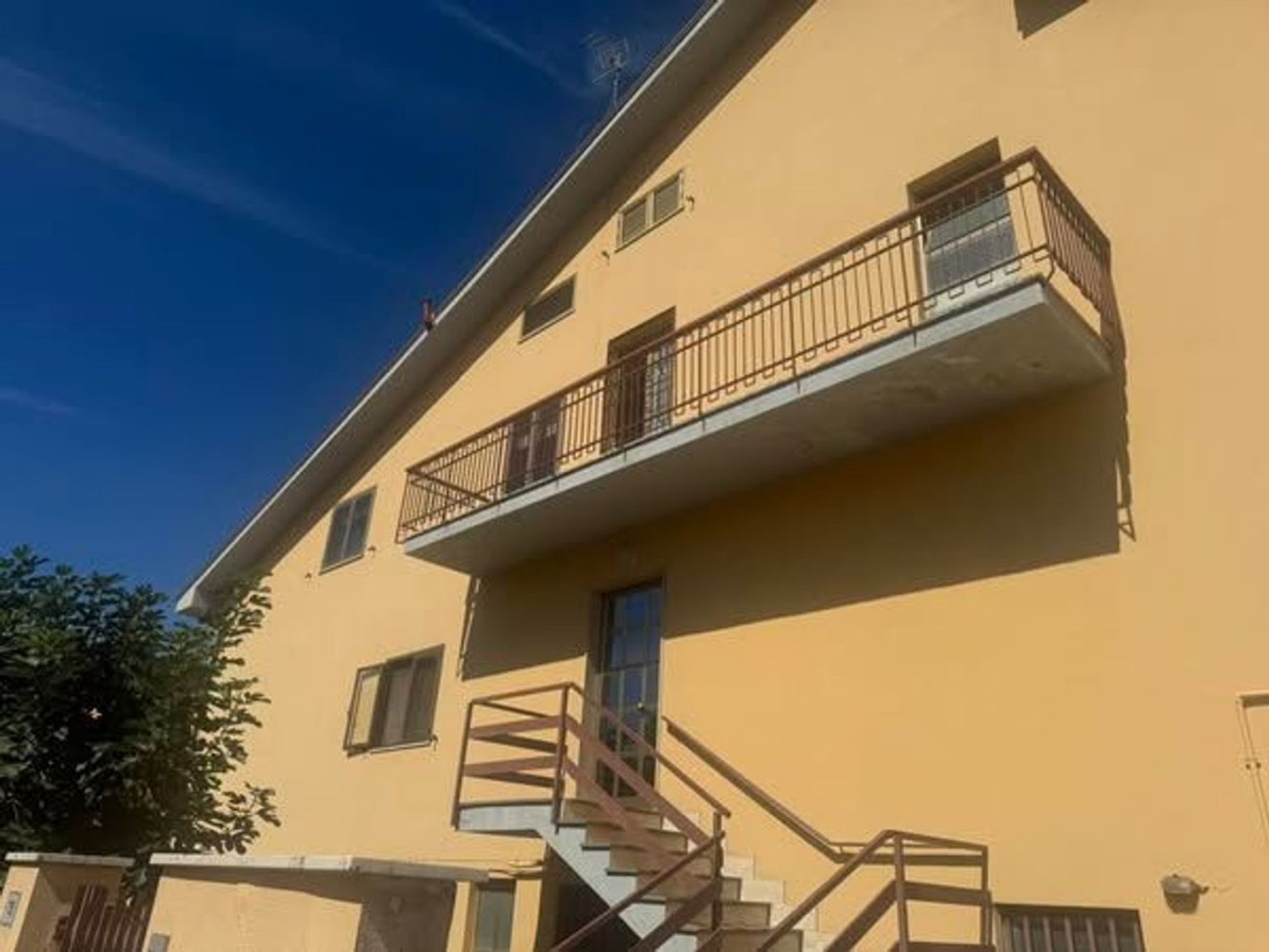 Квартира с 6 спальнями в Раяно, Италия № 377542