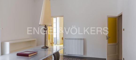 3 bedrooms Apartment in Catania, Italy No. 273023 2