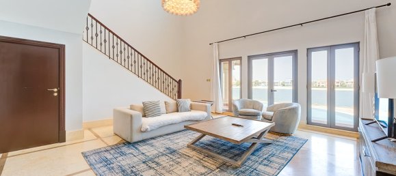 7 bedrooms Villa in Palm Jumeirah, UAE No. 109789 10