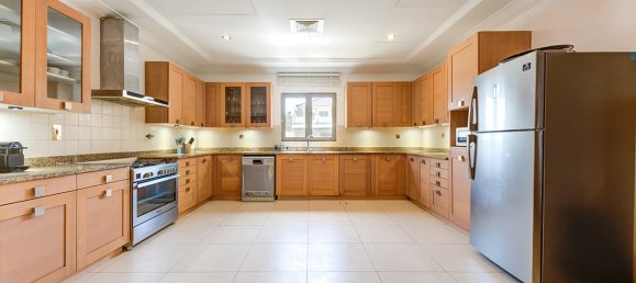 7 bedrooms Villa in Palm Jumeirah, UAE No. 109789 8