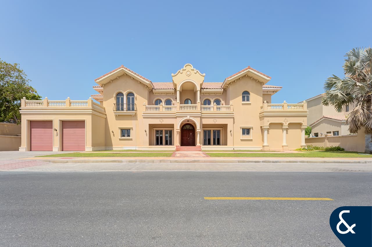 7 bedrooms Villa in Palm Jumeirah, UAE No. 109789