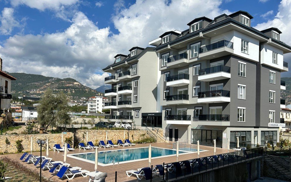 5 rooms Apartment in Oba, Turkey No. 27495