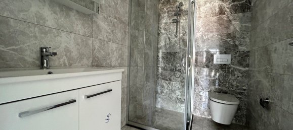 5 rooms Apartment in Oba, Turkey No. 27495 4