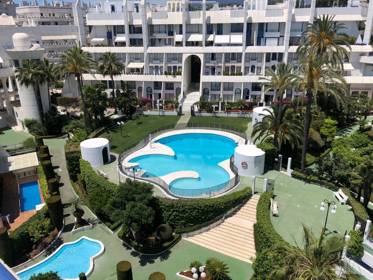 Пентхаус с 4 спальнями в Марбелья, Испания № 2913