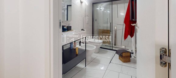 2 bedrooms Apartment in Turin, Italy No. 125542 36