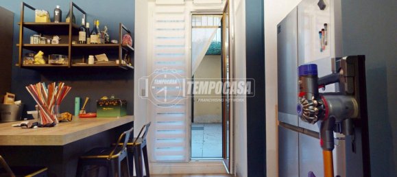 2 bedrooms Apartment in Turin, Italy No. 125542 12