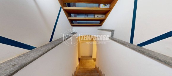 2 bedrooms Apartment in Turin, Italy No. 125542 21