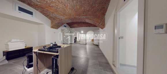 2 bedrooms Apartment in Turin, Italy No. 125542 24