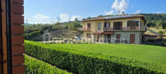 Вилла с 2 спальнями в Ареццо, Италия № 338212 25