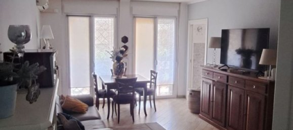 3 bedrooms Apartment in Rome, Italy No. 373494 2