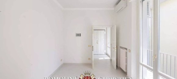 4 bedrooms Apartment in Florence, Italy No. 361847 34