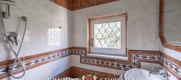 4 bedrooms Apartment in Florence, Italy No. 361847 24