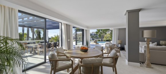 5 غرف نوم فيلا في Estepona, Spain رقم 42561 23