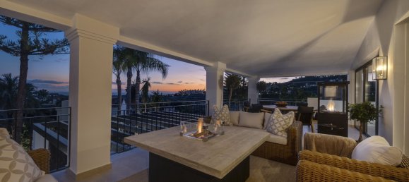 5 غرف نوم فيلا في Estepona, Spain رقم 42561 35