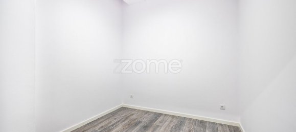 Propiedad comercial en Porto, Portugal 1000 m² No. 15859 16