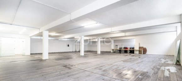 Propiedad comercial en Porto, Portugal 1000 m² No. 15859 8