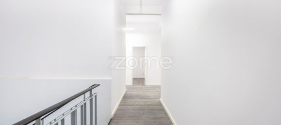 Propiedad comercial en Porto, Portugal 1000 m² No. 15859 21