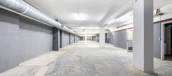 Propiedad comercial en Porto, Portugal 1000 m² No. 15859 23