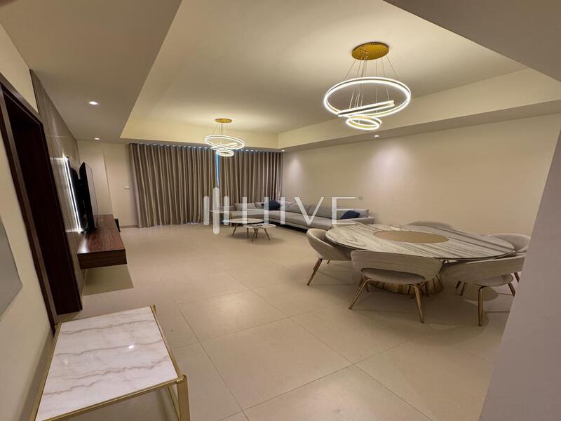 Villa T4 em Mohammed Bin Rashid City, UAE N.º 66198